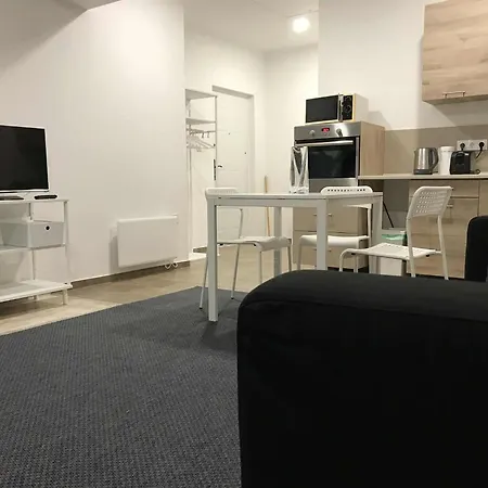 Huszonnyolcpera Pápa