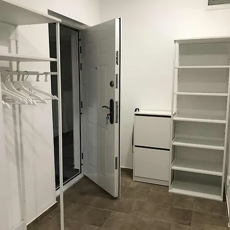 Apartment Huszonnyolcpera Pápa